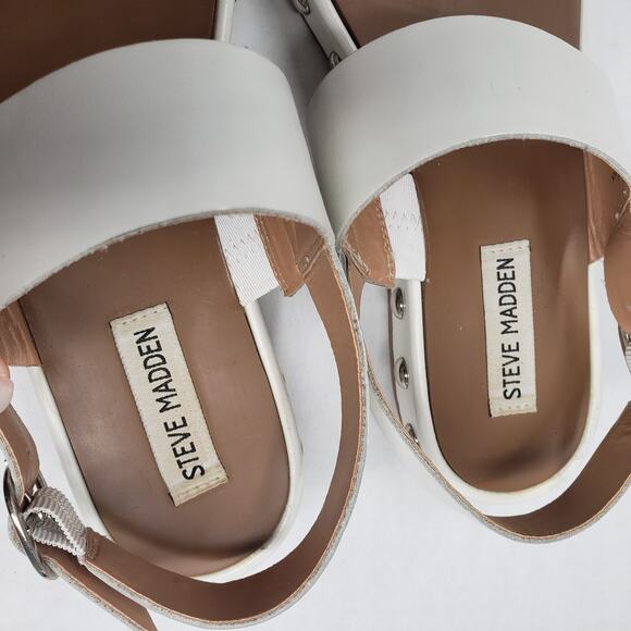 Steve Madden Sandals Women 9 White Studded Leather Vacation Goth Preppy Flatform - Picture 10 of 16